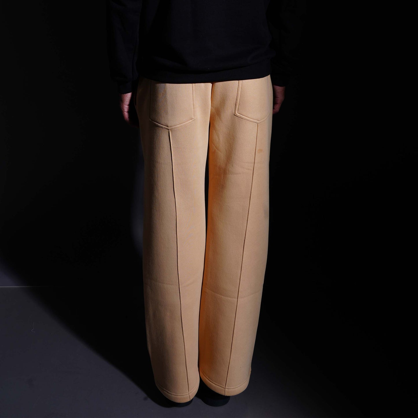 PLEATED SWEATPANTS - BEIGE