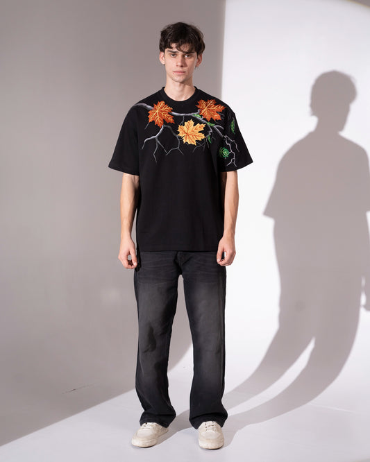 MAPLE LEAF T-SHIRT - BLACK