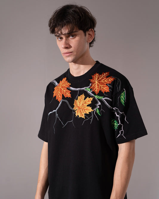 MAPLE LEAF T-SHIRT - BLACK